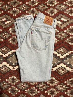 Levi's Men's Straight Jeans in Light Blue Denim